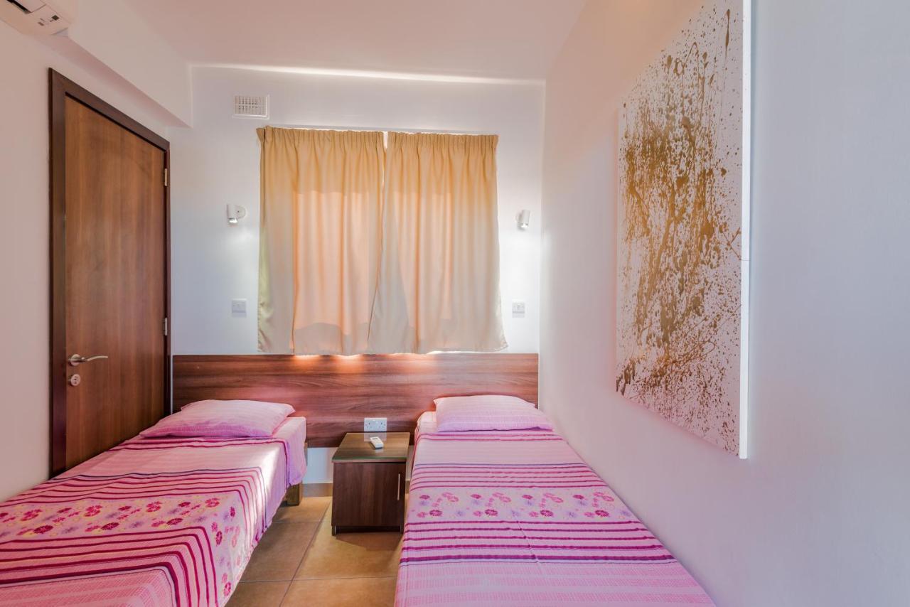 Apartament Blue Harbour Seafront Penthouse With Large Terrace With Panoramic Sea Views - By Getawaysmalta San Pawl il-Baħar Zewnętrze zdjęcie